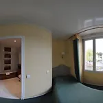 Logis Le Bretagne Hotel Sillé-le-Guillaume