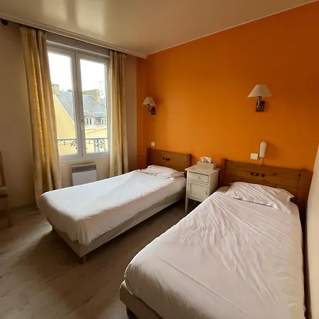 Logis & Restaurant - Le Bretagne 2*