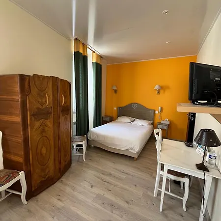 Logis & Restaurant - Le Bretagne 2* Sillé-le-Guillaume