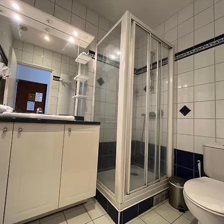 فندق Logis & Restaurant - Le Bretagne Sillé-le-Guillaume