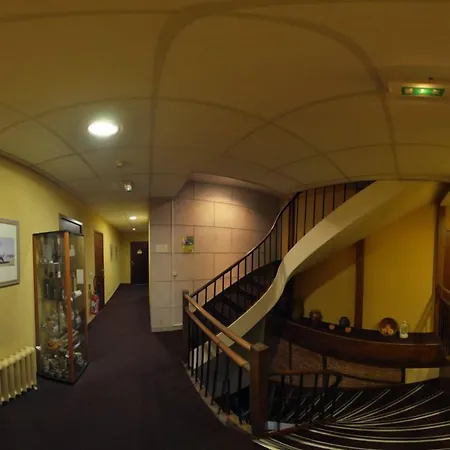 فندق Logis & Restaurant - Le Bretagne Sillé-le-Guillaume