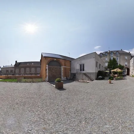 Logis & Restaurant - Le Bretagne 2* Sillé-le-Guillaume