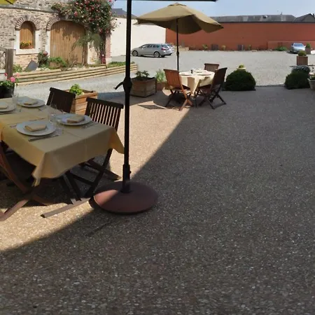 Hotel Logis & Restaurant - Le Bretagne