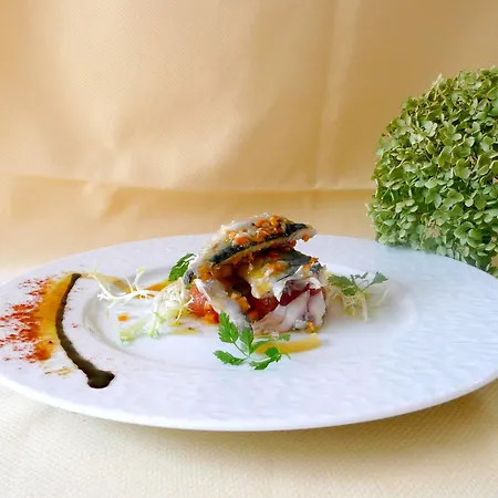 Logis & Restaurant - Le Bretagne فندق 2*