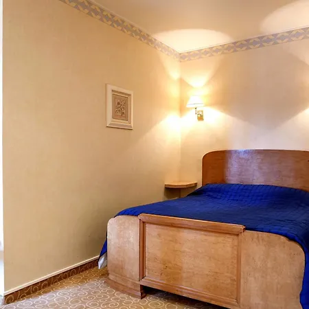 Hotell Logis Le Bretagne