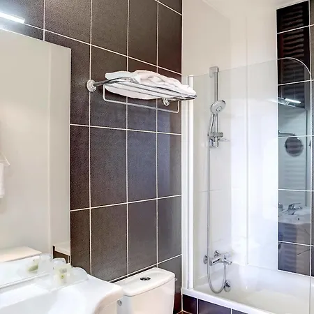 Logis & Restaurant - Le Bretagne Sillé-le-Guillaume