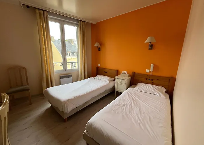 Logis & Restaurant - Le Bretagne 2*