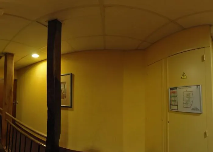 Logis & Restaurant - Le Bretagne Sillé-le-Guillaume