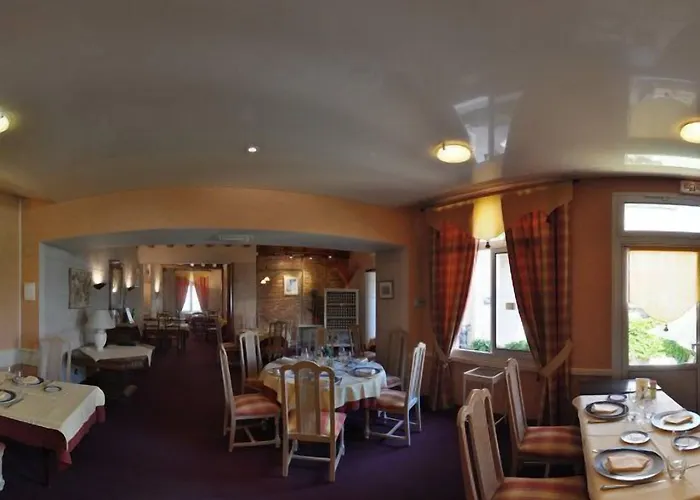 Hotell Logis & Restaurant - Le Bretagne